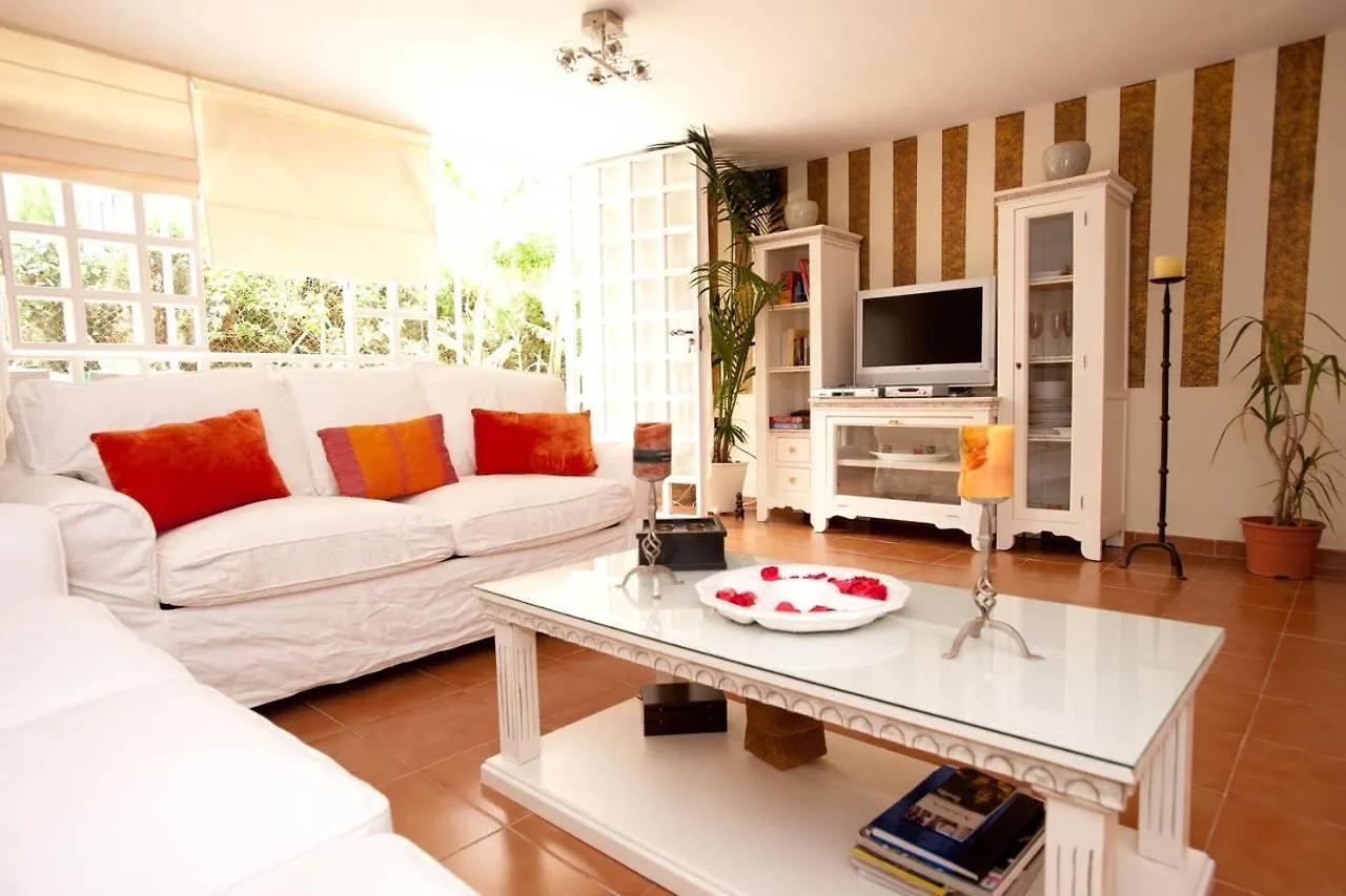 Villa Casa Vacacional Dhalia Dos Hermanas España